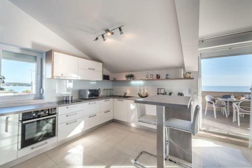 Apartments Villa Maelise