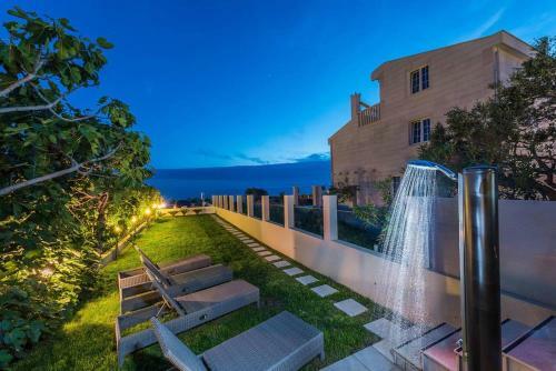 Apartments Villa Maelise