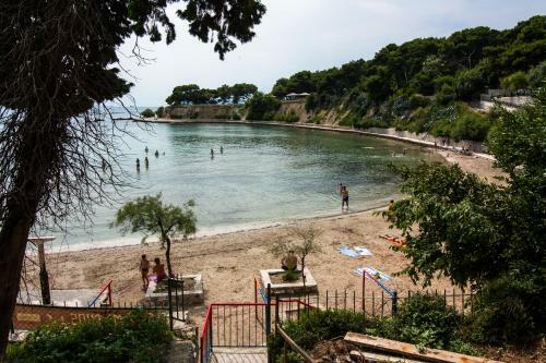 Apartments Beautiful Sandy Beach