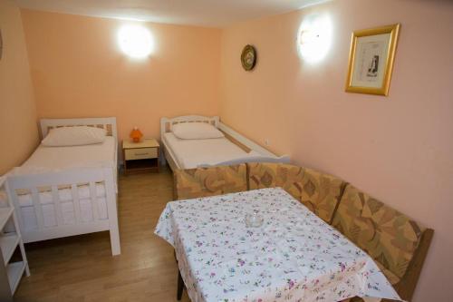Apartments With A Parking Space Novalja (pag) - 4097