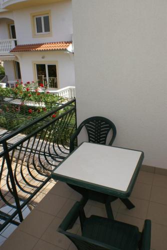 Apartments With A Parking Space Vodice - 4236