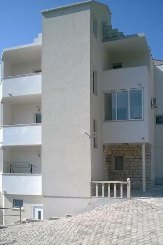 Apartment Duce 4799b