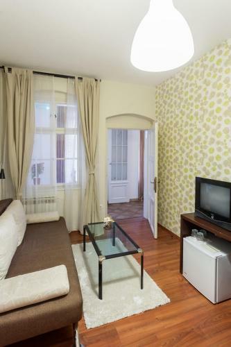 Hostal Guesthouse Maksimilian