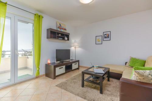 Apartment Roman