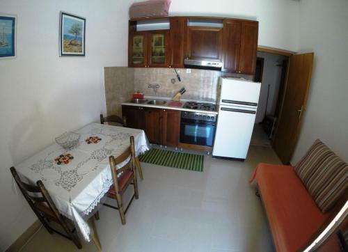 Apartments By The Sea Seget Vranjica (Trogir) - 941
