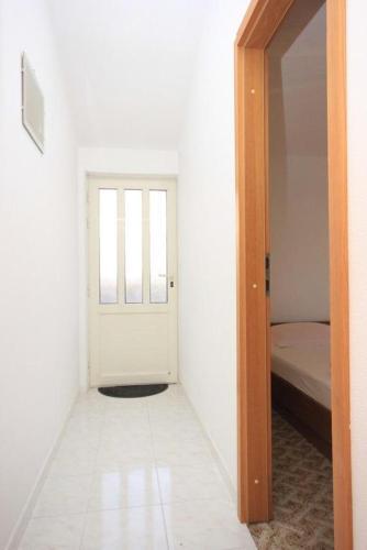 Apartments By The Sea Seget Vranjica (Trogir) - 941