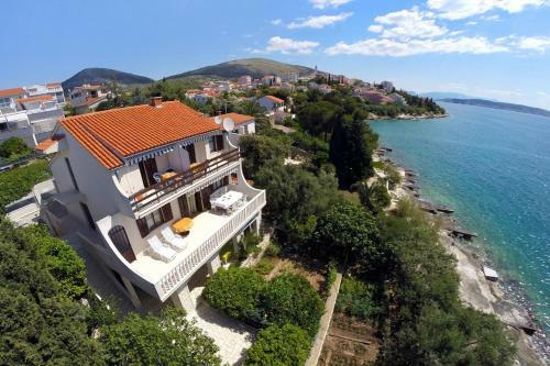 Apartments By The Sea Seget Vranjica (Trogir) - 941