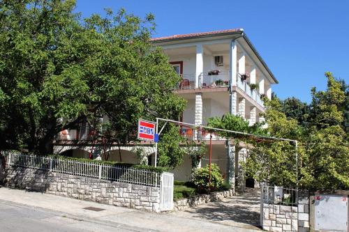 Apartment Selce 2379b