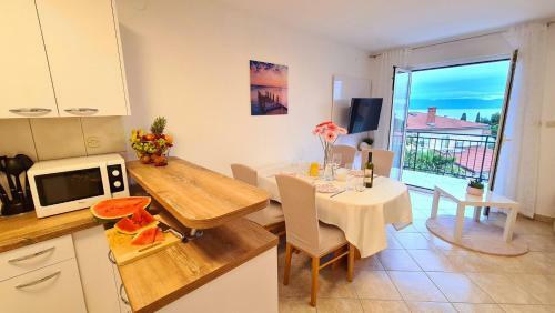 Apartment Karamarko