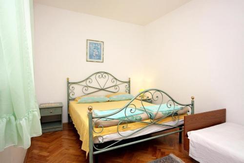Apartment Selce 2383a