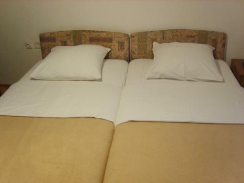 Hostal Rooms Roso