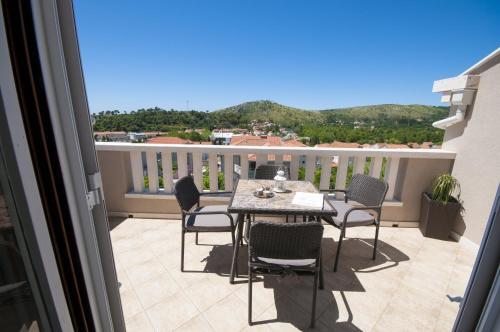 Hostal ?upa Dubrova?ka Guest House