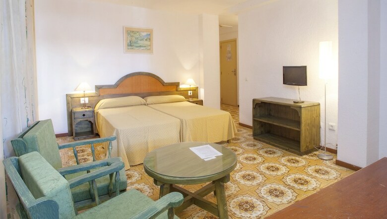 Apartamentos Bon Lloc