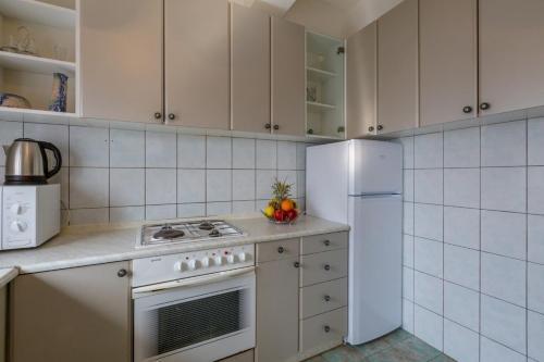 Two-bedroom Apartment In Dramalj XV