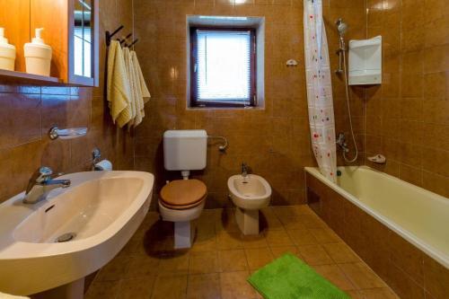 Two-bedroom Apartment In Dramalj XV