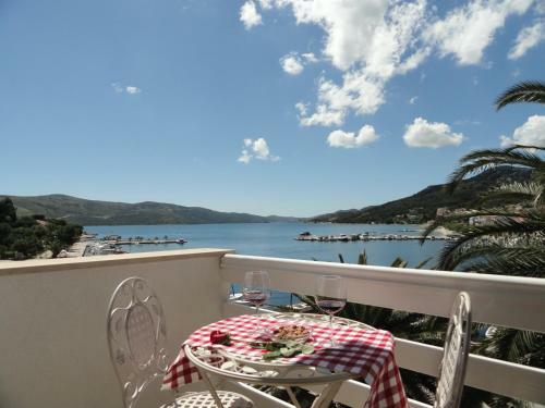 Apartamentos Villa Samac