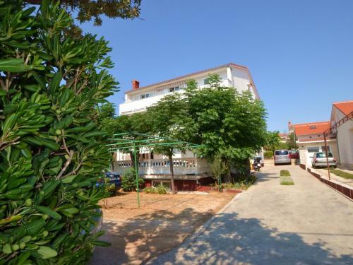 Apartment Trava?.3
