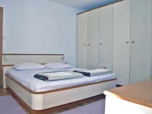Apartment Trava?.3