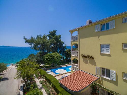 Apartamentos Villa Nela