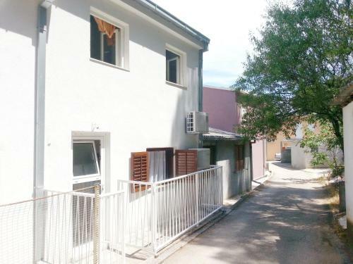 Apartment Bello