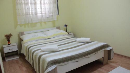 Apartments Ustavdic