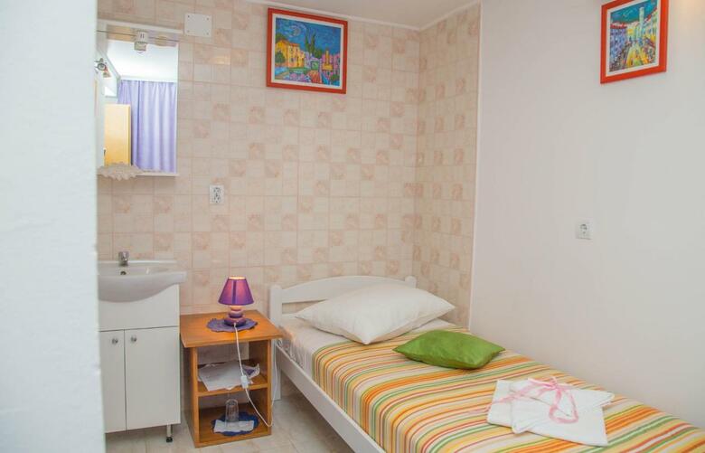 Hostal Guest House Jeljenic