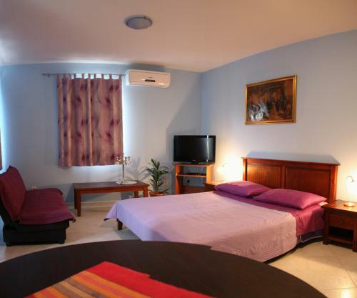 Hostal Villa Tudor