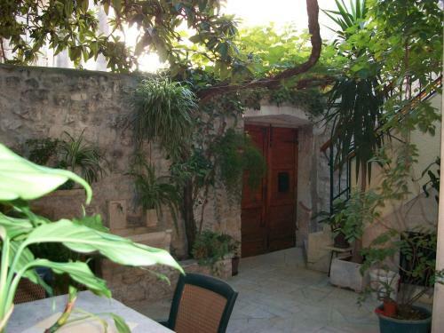 Hostal Apartments Ivica