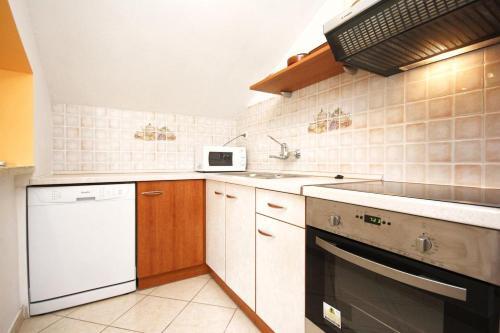 Apartment Zrnovska Banja 8335a