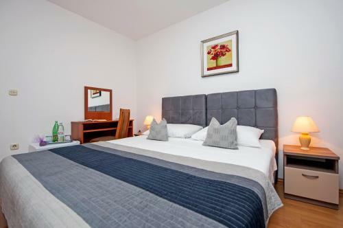 Bed & Breakfast Rooms Ladonja