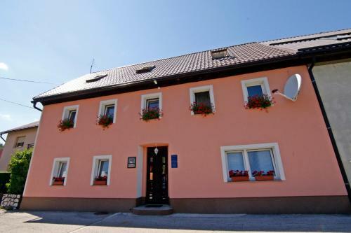 Hostal Apartment Lalita