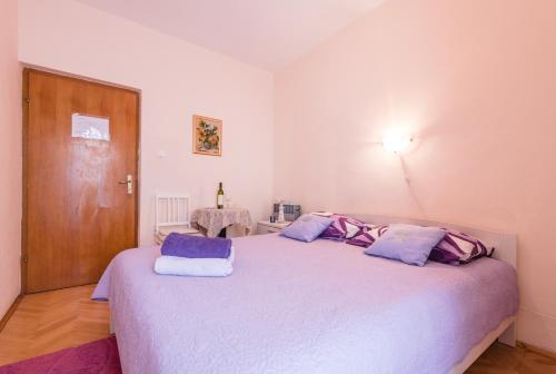 Hostal Rooms Ru?a