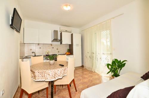Hostal Apartments Sonja