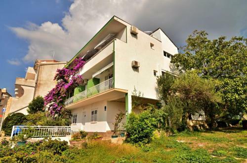 Hostal Apartments Sonja