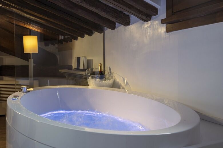 Hotel Boutique Gigli D Oro Suite