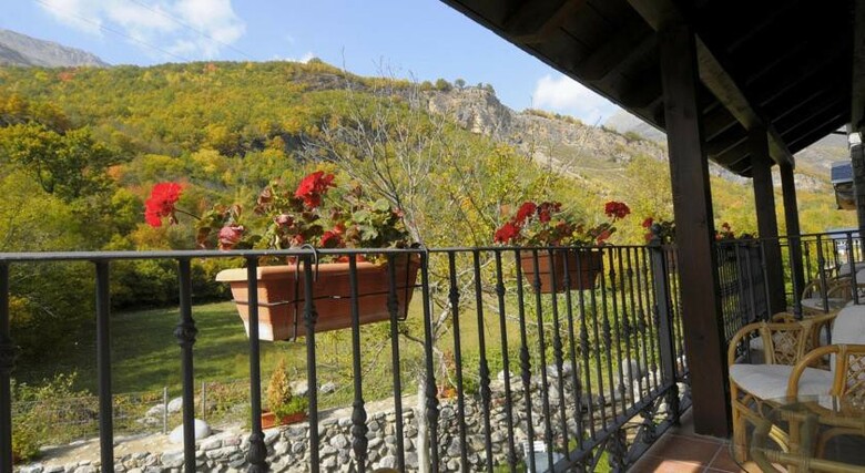 Hotel Casa Arcas - S�lo Adultos
