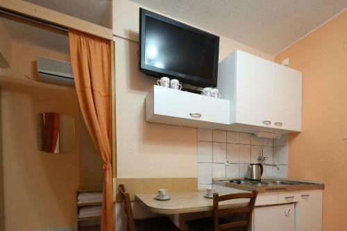 La Familia Apartments