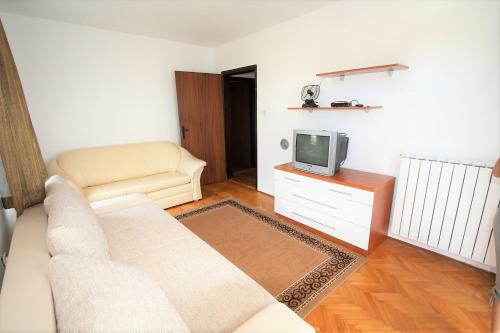 Apartment Dado