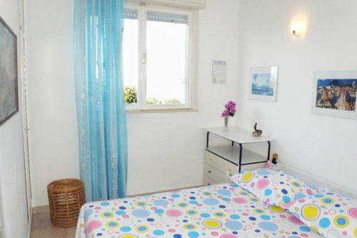 Apartments By The Sea Omis - 2823
