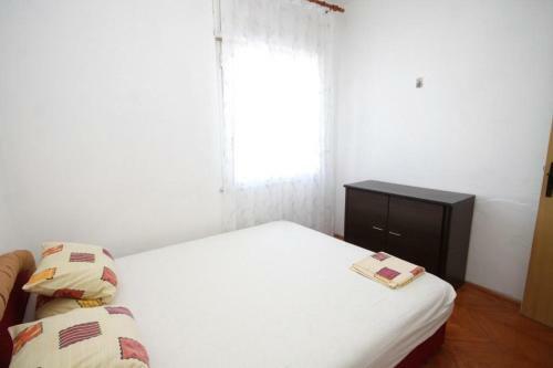 Apartment Slatine 7544a