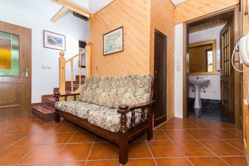 Hostal Holiday Home Kersnik