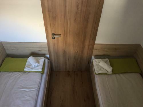 Hostal Depandansa Tina