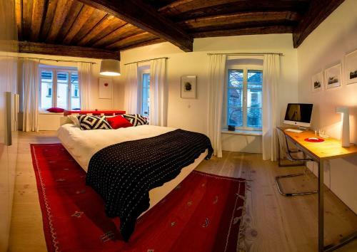 Apartamentos Fishsquare