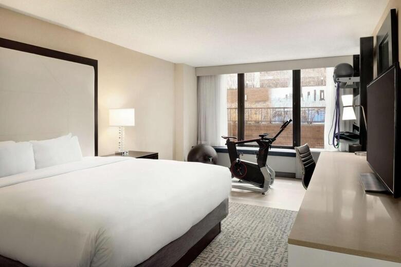 Doubletree Hotel Chicago Magnificent Mile