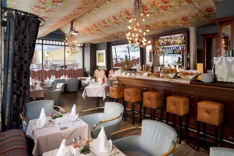 Parc Beaux-arts Hotel