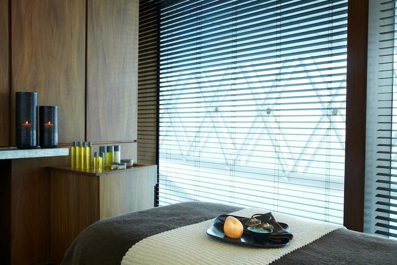 Hotel Yas Viceroy