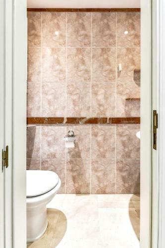 Townhouse In La Duquesa