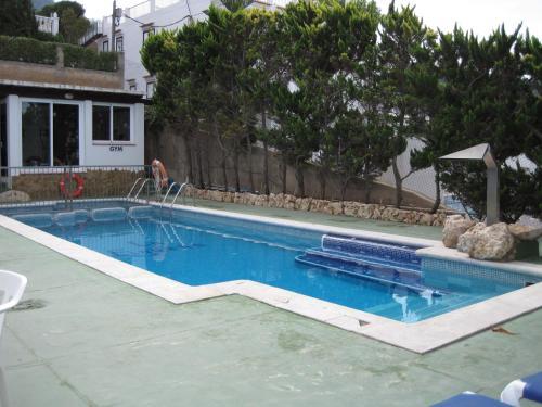 Hostal La Cig�e�a