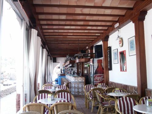 Hostal La Cig�e�a