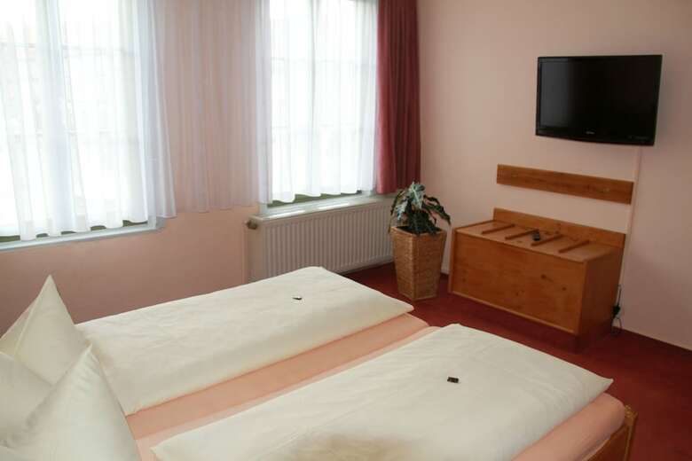 Hotel Zur Goldenen Sonne